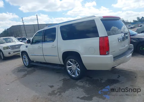 2007 Cadillac Escalade Standard z USA, uszkodzony, nr VIN 1GYFK63857R213020